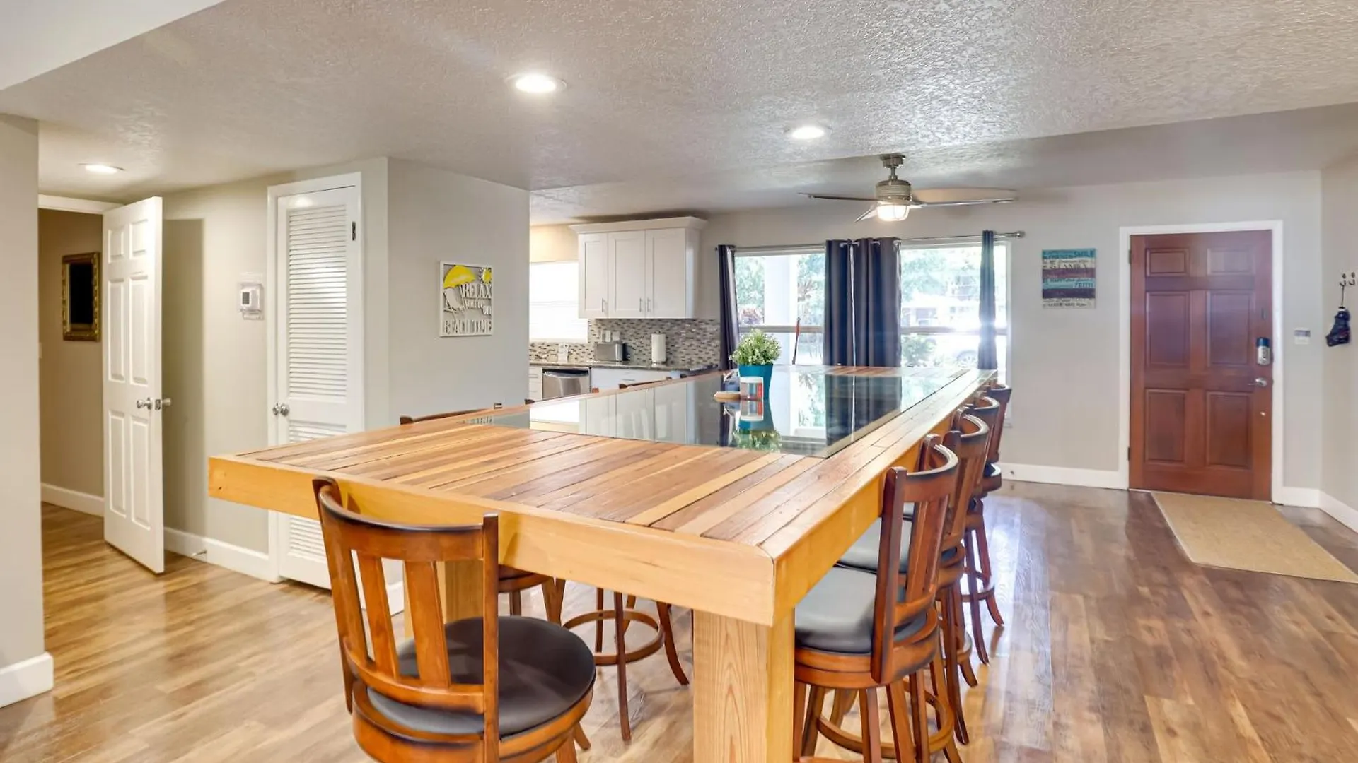 Family Stay With Pool Dock & Lanai In Τάμπα Διαμέρισμα